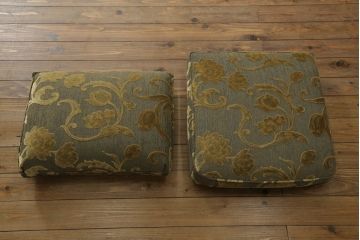 中古　美品　maruni(マルニ木工)　地中海ロイヤルシリーズ　ロベール　#4930　肘カバー付き　大人の落ち着いた空間を演出するアームチェア(一人掛けソファ、1Pソファ、1人掛けソファ)(定価約31万円)(R-054586)