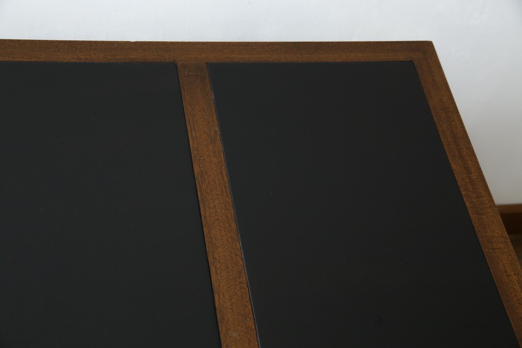 中古　DREXEL HERITAGE(ドレクセルヘリテイジ)　Triune(トライユン)　レザートップが格好いいマホガニー材製のデスク　定価約75万円相当　(R-054588)