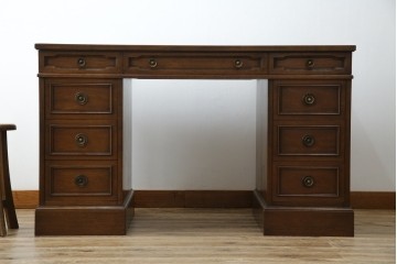 中古　DREXEL HERITAGE(ドレクセルヘリテイジ)　Triune(トライユン)　レザートップが格好いいマホガニー材製のデスク　定価約75万円相当　(R-054588)