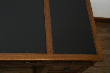 中古　DREXEL HERITAGE(ドレクセルヘリテイジ)　Triune(トライユン)　レザートップが格好いいマホガニー材製のデスク　定価約75万円相当　(R-054588)