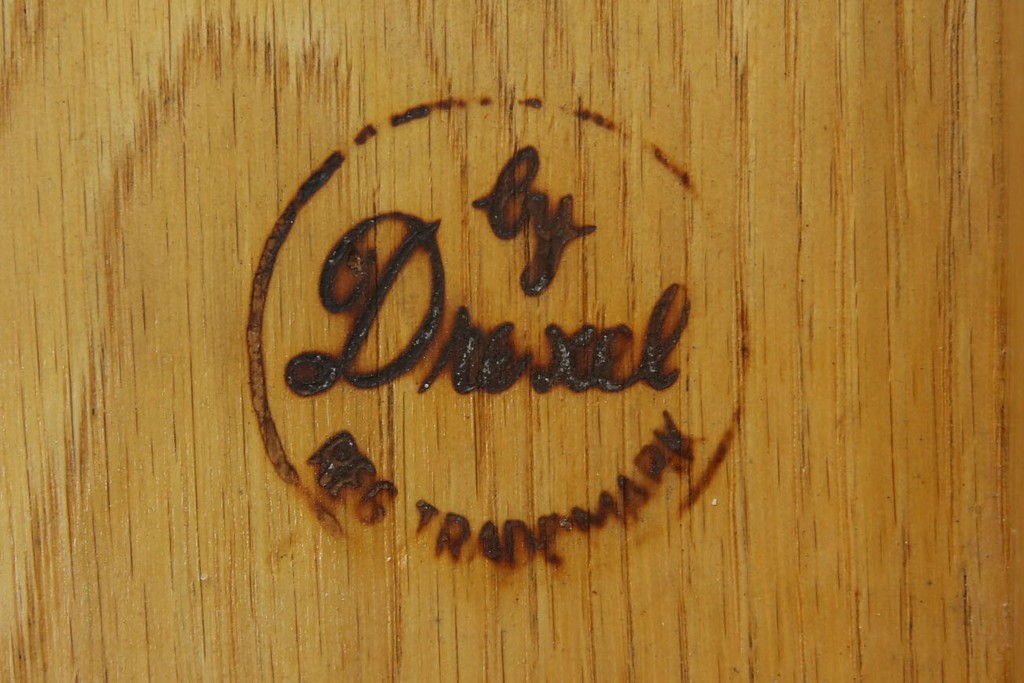 中古　DREXEL HERITAGE(ドレクセルヘリテイジ)　Triune(トライユン)　レザートップが格好いいマホガニー材製のデスク　定価約75万円相当　(R-054588)