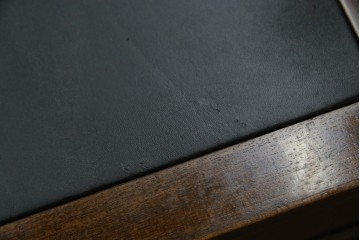 中古　DREXEL HERITAGE(ドレクセルヘリテイジ)　Triune(トライユン)　レザートップが格好いいマホガニー材製のデスク　定価約75万円相当　(R-054588)