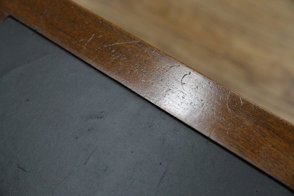 中古　DREXEL HERITAGE(ドレクセルヘリテイジ)　Triune(トライユン)　レザートップが格好いいマホガニー材製のデスク　定価約75万円相当　(R-054588)