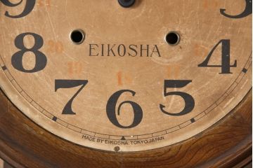 アンティーク時計　昭和初期　EIKOSHA(鶴巻時計店英工舎)　電池式　頭丸型のレトロなデザインが魅力的な掛け時計(柱時計、古時計)(R-054591)