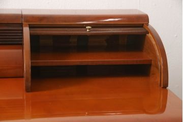 中古　高級イタリア輸入家具　脚のつくりなど洗練されたデザインが目を引くシャッター付きデスク(机、在宅ワーク、在宅用コンソールテーブル、作業台)(R-054592)