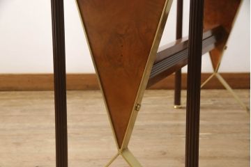 中古　高級イタリア輸入家具　脚のつくりなど洗練されたデザインが目を引くシャッター付きデスク(机、在宅ワーク、在宅用コンソールテーブル、作業台)(R-054592)