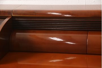 中古　高級イタリア輸入家具　脚のつくりなど洗練されたデザインが目を引くシャッター付きデスク(机、在宅ワーク、在宅用コンソールテーブル、作業台)(R-054592)