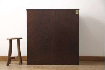 中古　美品　岩谷堂箪笥　凝ったつくりの金具と落ち着いた色合いが美しい収納箪笥(和たんす、引き出し、チェスト)(R-054616)