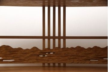 中古　民芸家具　屋久杉　品のある佇まいが上質な和の空間にピッタリな茶棚(収納棚、飾り棚、サイドボード)(R-054617)