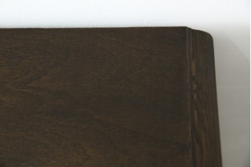 中古　美品　神戸洋家具　永田良介商店　高貴な雰囲気を漂わせる6段チェスト　(R-054628)