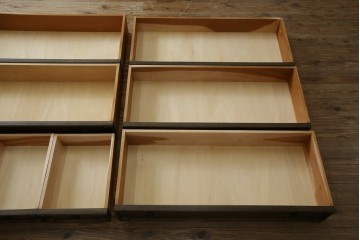 中古　美品　神戸洋家具　永田良介商店　高貴な雰囲気を漂わせる6段チェスト　(R-054628)