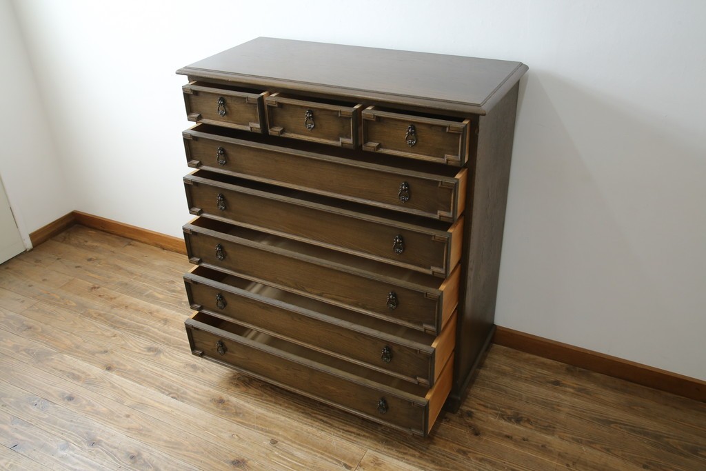 中古　美品　神戸洋家具　永田良介商店　高貴な雰囲気を漂わせる6段チェスト　(R-054628)