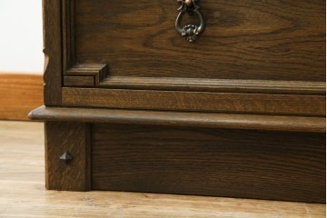 中古　美品　神戸洋家具　永田良介商店　高貴な雰囲気を漂わせる6段チェスト　(R-054628)