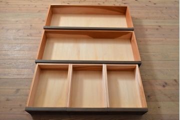 中古　美品　神戸洋家具　永田良介商店　高貴な雰囲気を漂わせる6段チェスト(引き出し、洋服タンス、整理タンス)(R-054628)