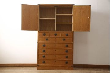 中古　美品　屋久杉　品のある佇まいが上質な和の空間にピッタリな衣装箪笥(和たんす、洋服タンス、引き出し)(R-054641)