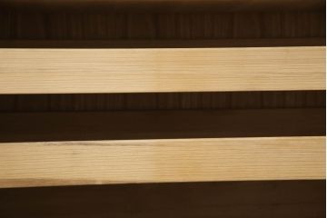 中古　美品　屋久杉　品のある佇まいが上質な和の空間にピッタリな着物箪笥(和たんす、衣装タンス、衣装盆、引き出し)(R-054643)