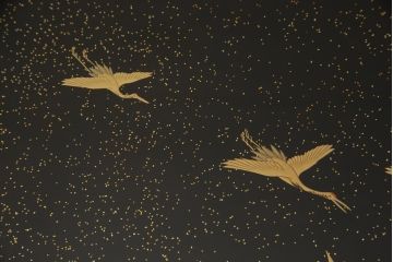 中古　超美品　最高級　輪島塗　宮内庁蒔絵司　木村華邸作　高蒔絵　金蒔絵が素晴らしい文机(サイドテーブル、ローテーブル)(R-054645)