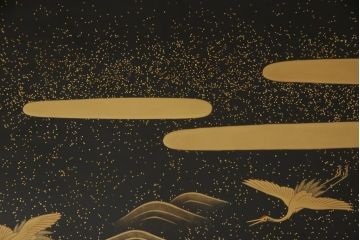 中古　超美品　最高級　輪島塗　宮内庁蒔絵司　木村華邸作　高蒔絵　金蒔絵が素晴らしい文机(サイドテーブル、ローテーブル)(R-054645)