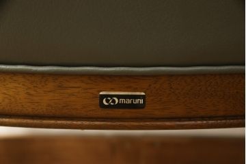 中古　maruni(マルニ木工)　地中海ロイヤルシリーズ　シャルル　本革(レザー)　シックな色合いが魅力のキャスター付きパーティチェア(定価約25万円)(椅子、1人掛けソファ)(R-054646)
