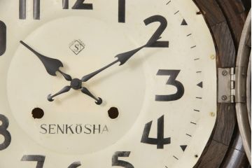 和製アンティーク　電池式　レトロなデザインが魅力的な掛け時計(古時計)(R-054678)