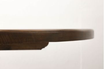 中古　高級輸入家具　オーク材　アンティーク彫　重厚感のある丸テーブル(ラウンドテーブル、ダイニングテーブル)(バロッサバレンティ)(R-054679)