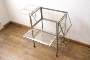 珍品　和製アンティーク　医療用　インダストリアルな雰囲気が漂うアイアンワゴン(キャビネット、ケビント、ガラスケース、トロリー、サイドテーブル)(R-054680)