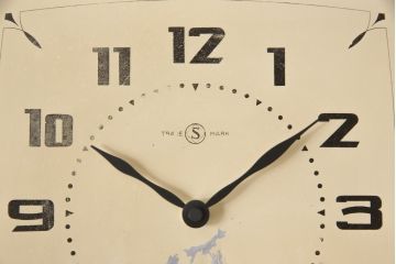和製ビンテージ　昭和中期　TRADE(S)MARK　精工舎(SEIKOSHA、セイコー)　電池式　レトロな佇まいがお洒落な掛け時計(柱時計、古時計、ヴィンテージ)(R-054683)