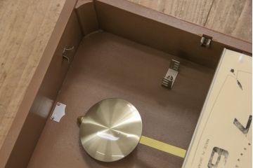 和製ビンテージ　昭和中期　TRADE(S)MARK　精工舎(SEIKOSHA、セイコー)　電池式　レトロな佇まいがお洒落な掛け時計(柱時計、古時計、ヴィンテージ)(R-054683)