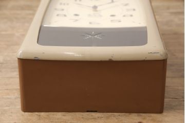 和製ビンテージ　昭和中期　TRADE(S)MARK　精工舎(SEIKOSHA、セイコー)　電池式　レトロな佇まいがお洒落な掛け時計(柱時計、古時計、ヴィンテージ)(R-054683)