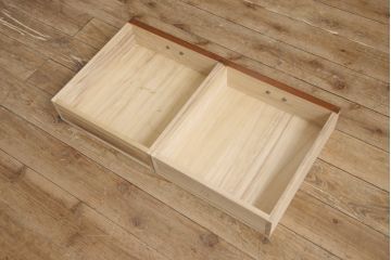 中古　タモ材　異なる木の色味を楽しめる三尺水屋箪笥サイドボード(キャビネット、食器棚、戸棚、収納棚)(R-054686)