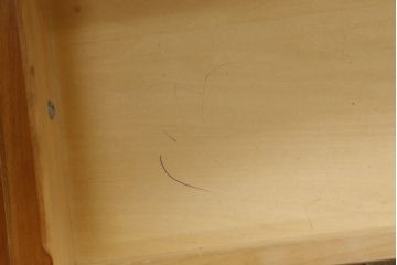 中古　美品　横浜ダニエル(daniel)　温かみのある色合いと上品な佇まいが魅力のドレッサーセット(鏡台、スツール)(R-054688)