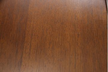 中古　美品　maruni(マルニ)　地中海シリーズ　クラシカルな雰囲気を醸し出すダイニングテーブル(エクステンションテーブル、食卓)(R-054690)