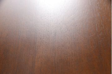 中古　美品　maruni(マルニ)　地中海シリーズ　クラシカルな雰囲気を醸し出すダイニングテーブル(エクステンションテーブル、食卓)(R-054690)