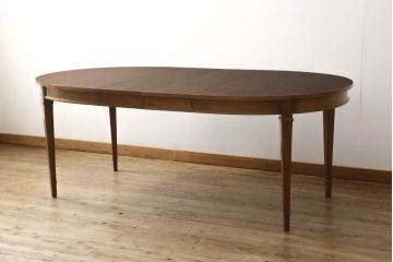 中古　DREXEL HERITAGE(ドレクセルヘリテイジ)　Triune(トライユン)　品のある佇まいがすてきなダイニングテーブル(エクステンションテーブル、4人掛け、6人掛け)(R-054691)