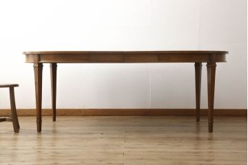 中古　DREXEL HERITAGE(ドレクセルヘリテイジ)　Triune(トライユン)　品のある佇まいがすてきなダイニングテーブル(エクステンションテーブル、4人掛け、6人掛け)(R-054691)