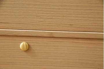 中古　ゴールドの金具と房飾りが上品で可愛らしい雰囲気を醸し出す総桐箪笥(胴丸、総桐たんす、着物箪笥、和箪笥)(R-054702)