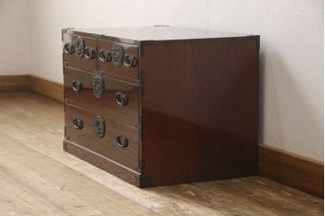 中古　美品　漆塗　国産民芸家具　和の趣あふれる小引き出し(小抽斗、小物収納、卓上収納)(R-054735)
