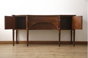 中古　イタリア高級輸入家具　マホガニー材　クラシカルな佇まいが魅力的なサイドボード(コンソールテーブル)(R-054742)