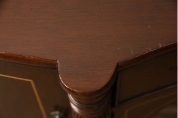 中古　イタリア高級輸入家具　マホガニー材　クラシカルな佇まいが魅力的なサイドボード(コンソールテーブル)(R-054742)