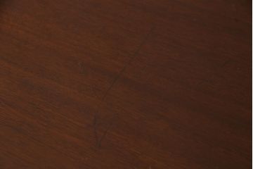 中古　イタリア高級輸入家具　マホガニー材　クラシカルな佇まいが魅力的なサイドボード(コンソールテーブル)(R-054742)