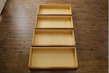 中古　超美品　横浜ダニエル(daniel)　温かみある風合いが魅力的なチェスト(引き出し、洋服タンス)(R-054743)