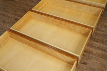 中古　超美品　横浜ダニエル(daniel)　温かみある風合いが魅力的なチェスト(引き出し、洋服タンス)(R-054743)