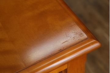 中古　超美品　横浜ダニエル(daniel)　温かみある風合いが魅力的なチェスト(引き出し、洋服タンス)(R-054743)