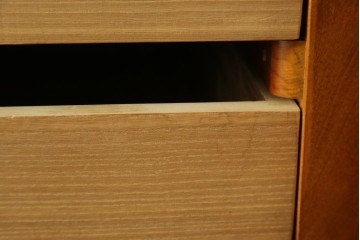 中古　超美品　横浜ダニエル(daniel)　木のあたたかみを感じる上品な衣装タンス　定価約180万円　(R-054748)