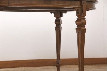 中古　DREXEL HERITAGE(ドレクセルヘリテイジ)　Cameo Classics(キャメオクラシックス)　マホガニー　エレガントな空間を演出するエクステンションテーブル(2人掛けダイニングテーブル、4人掛け、6人掛け)(R-054751)