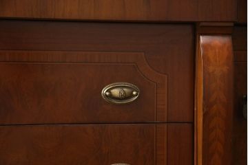 中古　美品　スペイン　ウルタド(HURTADO)社製　象嵌入り　高級感溢れる佇まいのサイドボード(定価約40万円)(キャビネット、引き出し、チェスト)(R-054756)