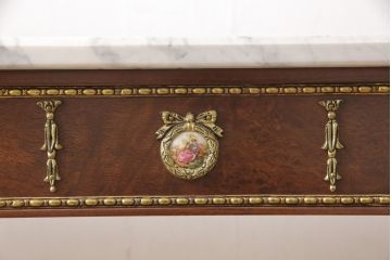中古　スペイン高級家具　MUARVA S.L.　繊細で華やかな装飾が魅力の小振りなコンソールテーブル(サイドテーブル、飾り台)(R-054782)