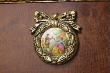 中古　スペイン高級家具　MUARVA S.L.　繊細で華やかな装飾が魅力の小振りなコンソールテーブル(サイドテーブル、飾り台)(R-054782)