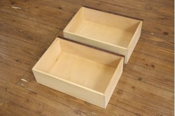 中古　北海道民芸家具　和洋折衷どちらのお部屋にも馴染むブックケース(本箱、収納棚、キャビネット、飾り棚)(R-054783)