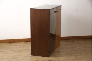 ヴィンテージ家具　ジャパンビンテージ　山品木工　サイドキャビネット(サイドボード、収納棚、本箱、ブックケース)(R-054788)